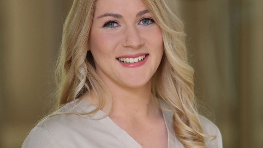 Zahnaerzte_am_Augustaplatz_Gross