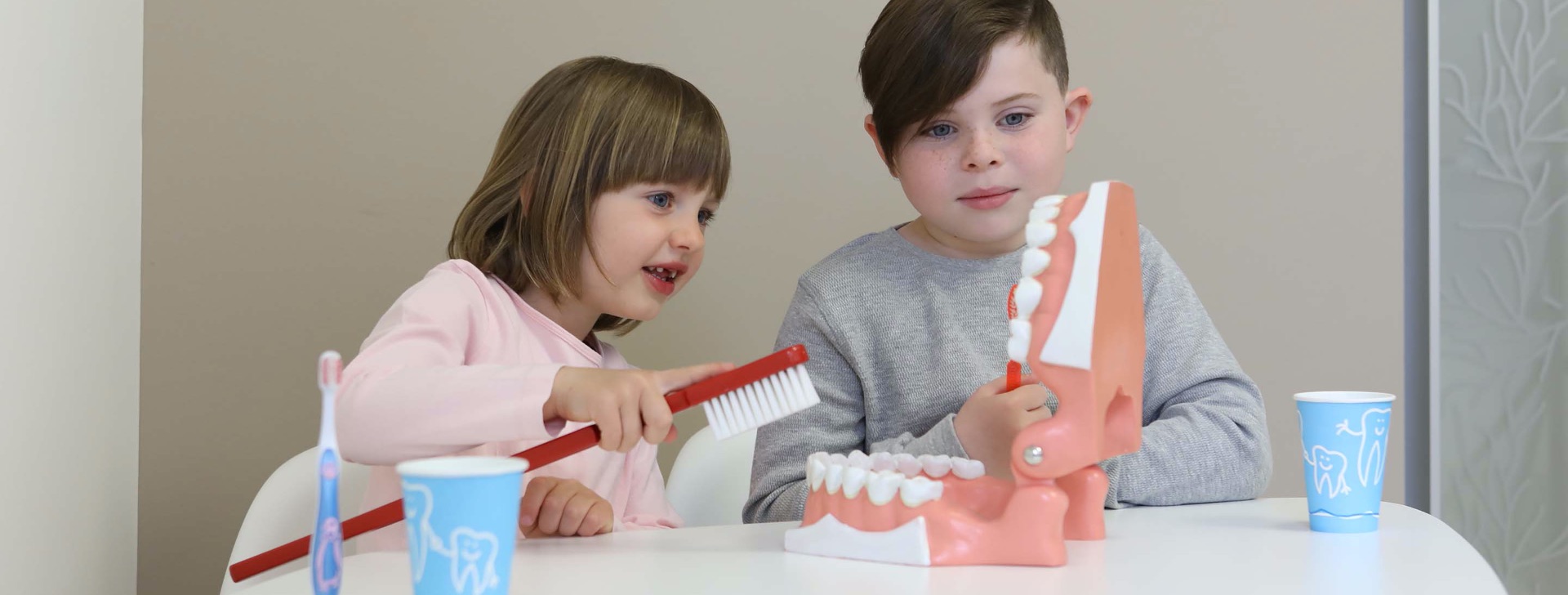 Zahnaerzte_am_Augustaplatz_Putzschule