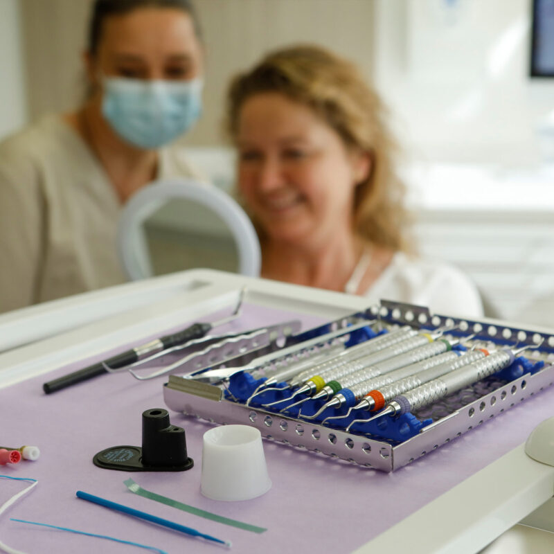 Zahnaerzte_am_Augustaplatz_PZR_Kachel Zahnaerzte_am_Augustaplatz_PZR_Kachel